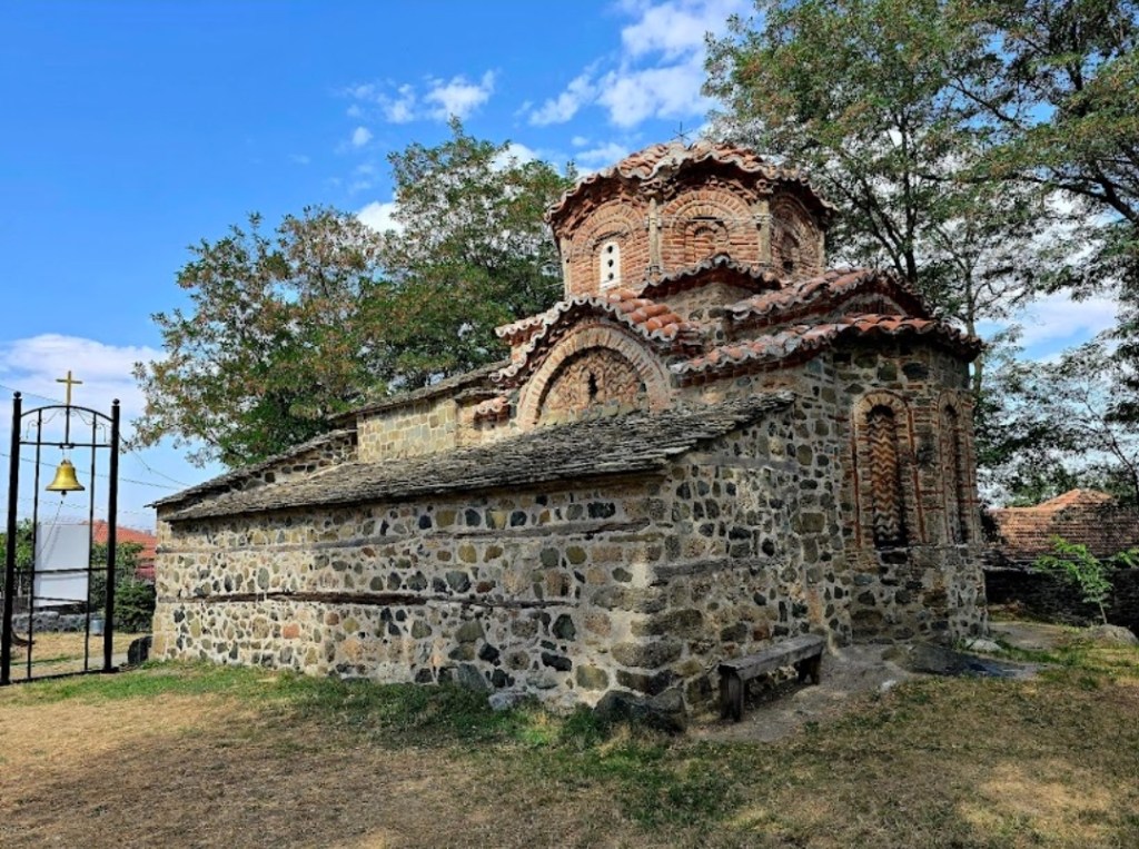 Kisha e Ristozit në Mborje,ndërtuar në pronën e&nbsp;Muzakajve