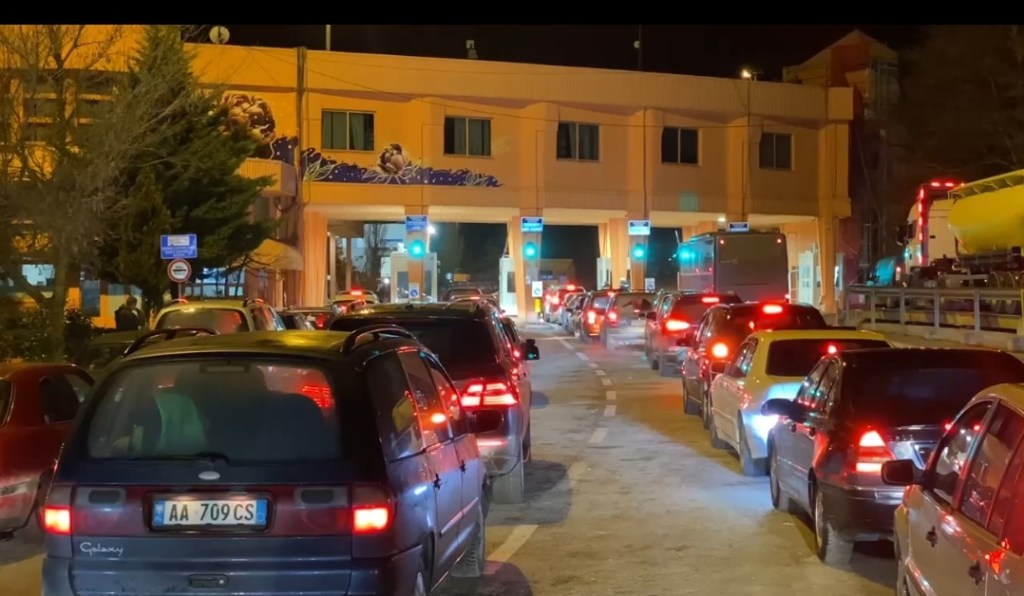 Kaos mjetesh në Qafëthanë,dështon modeli me sportel të&nbsp;përbashkët