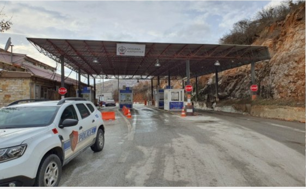 Kapshticë,pezullohet lëvizja e autobusëve drejt&nbsp;Greqisë
