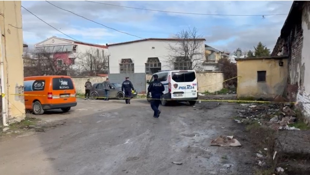 Gjendet i vdekur brenda makinës 78 vjeçari nga&nbsp;Korça