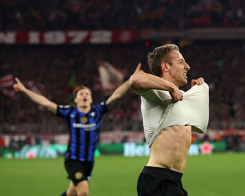 Fratezi fundos Bayernin 