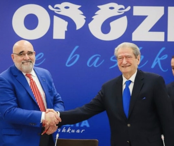 Fushata e PD, Chris LaCivita; bufi ha&nbsp;miun