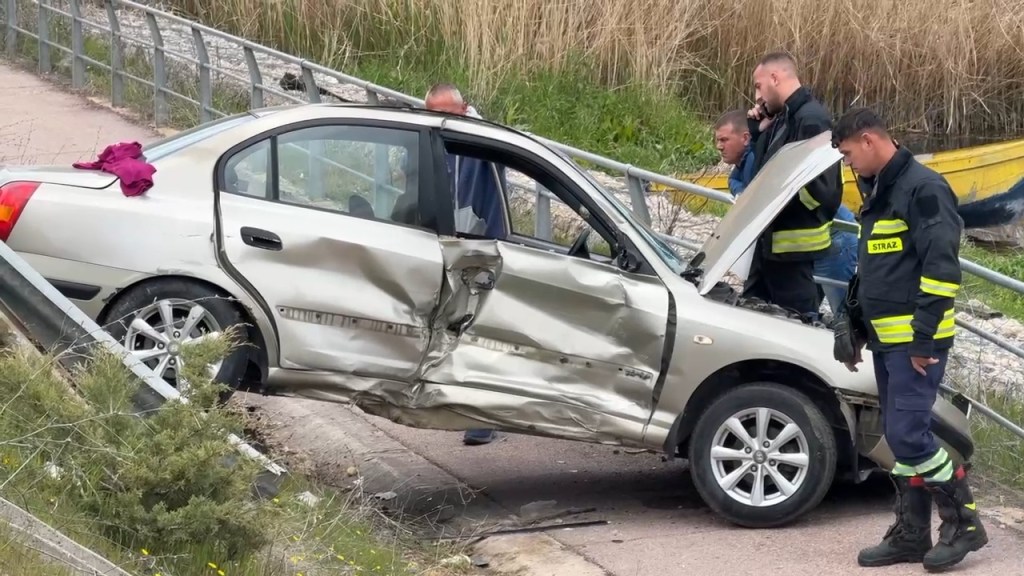 Qafëthanë:Mjeti del nga rruga,plagoset një&nbsp;grua