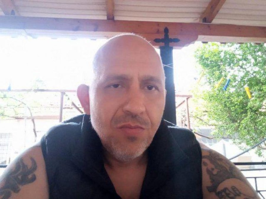 E grabit dhe më pas tenton ta perdhunojë shitësen në&nbsp;Sarandë.