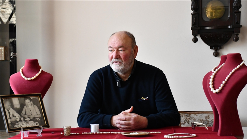 Familja nga Ohri, qe prodhon&nbsp;perla