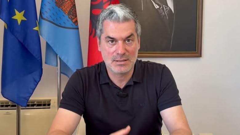 Rama e bëri copë me kritika,dorëhiqet kryebashkiaku,ja emri