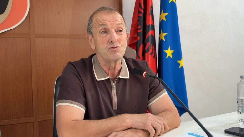 Shkrirja e bashkisë së Maliqit/ Topçiu, as mish, as&nbsp;peshk