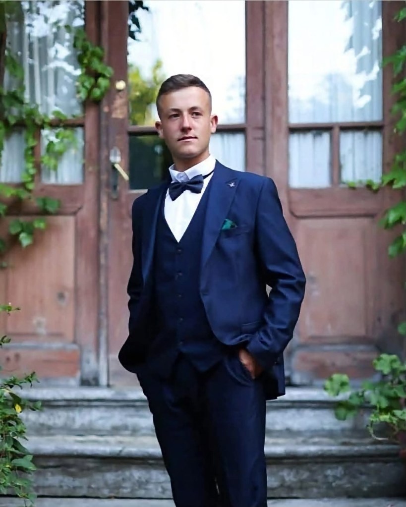 18 vjeçari vdiq në aksident, mësuesi i gjimnazit përlot me fjalët për&nbsp;Florin